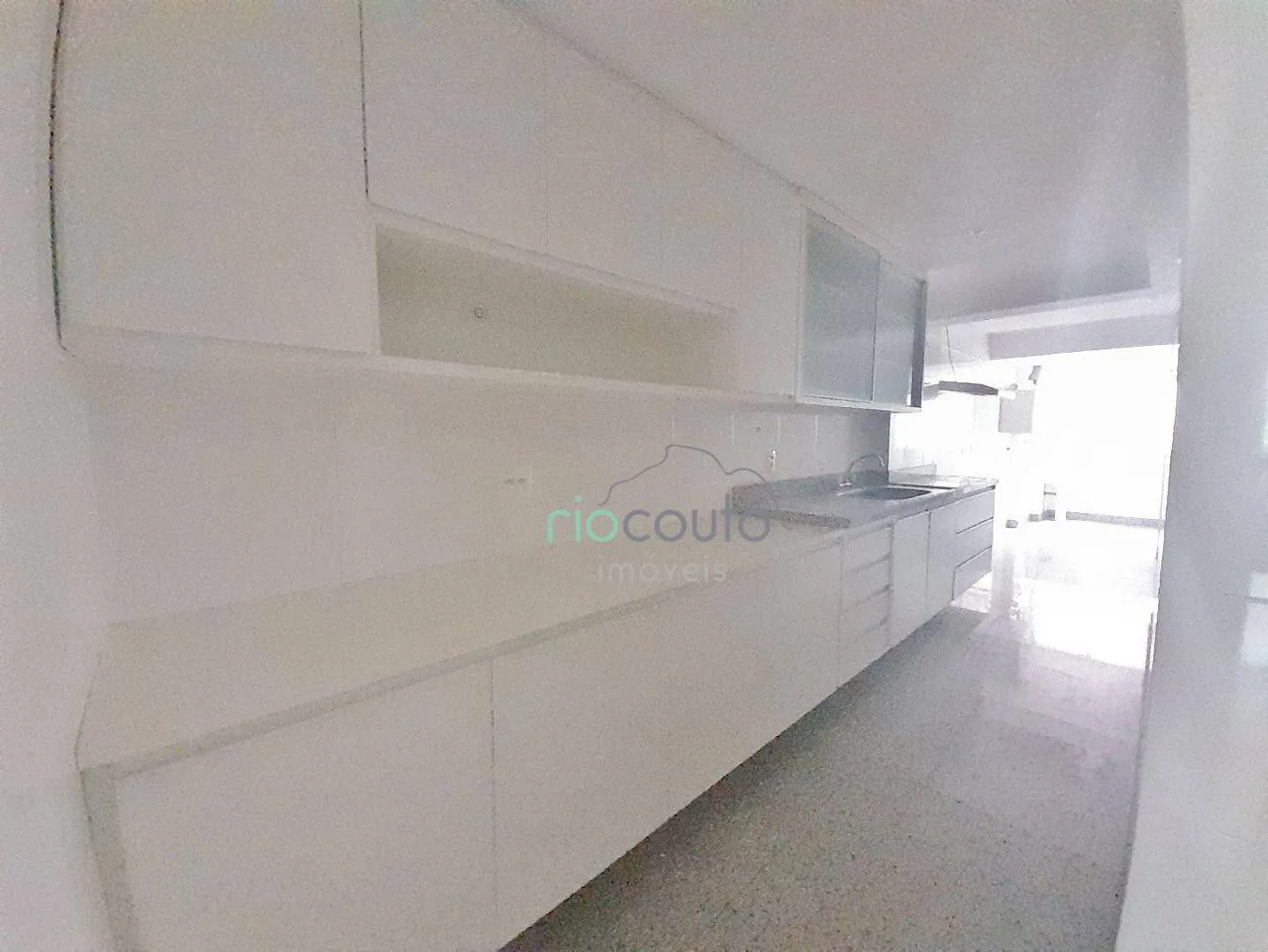 Apartamento de 4 dormitórios com 5 banheiros e área 198 m² — photo 6