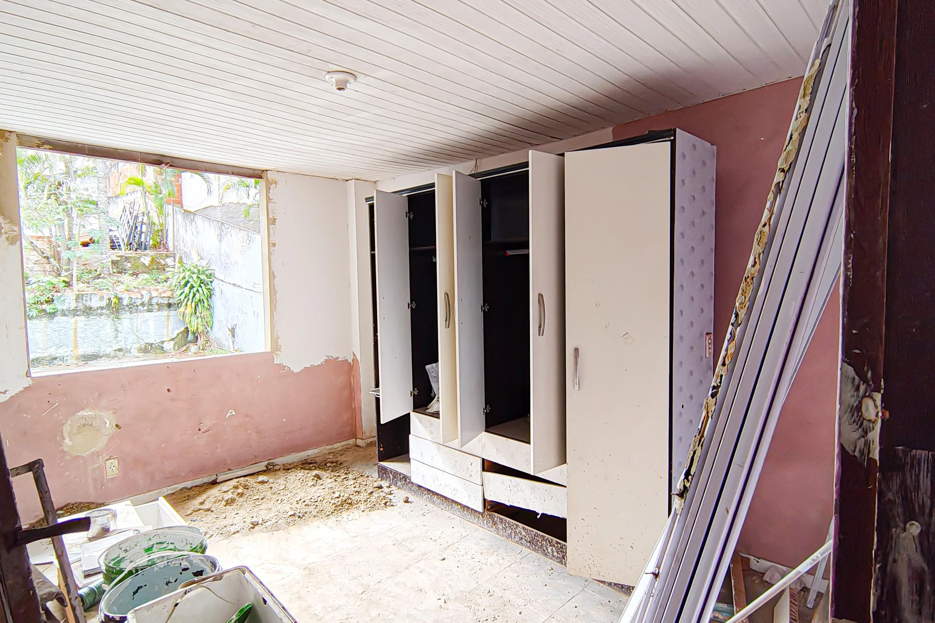 Меблированный дом с 6 спальнями и видом из окон — photo 56