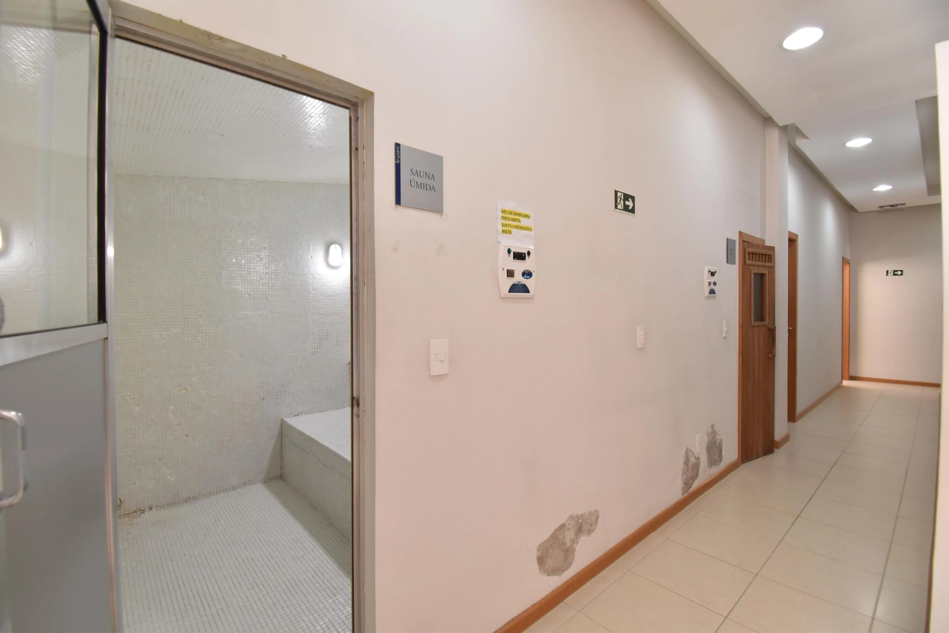 Furnished apartment, 52 m², with a washing machine — photo 52