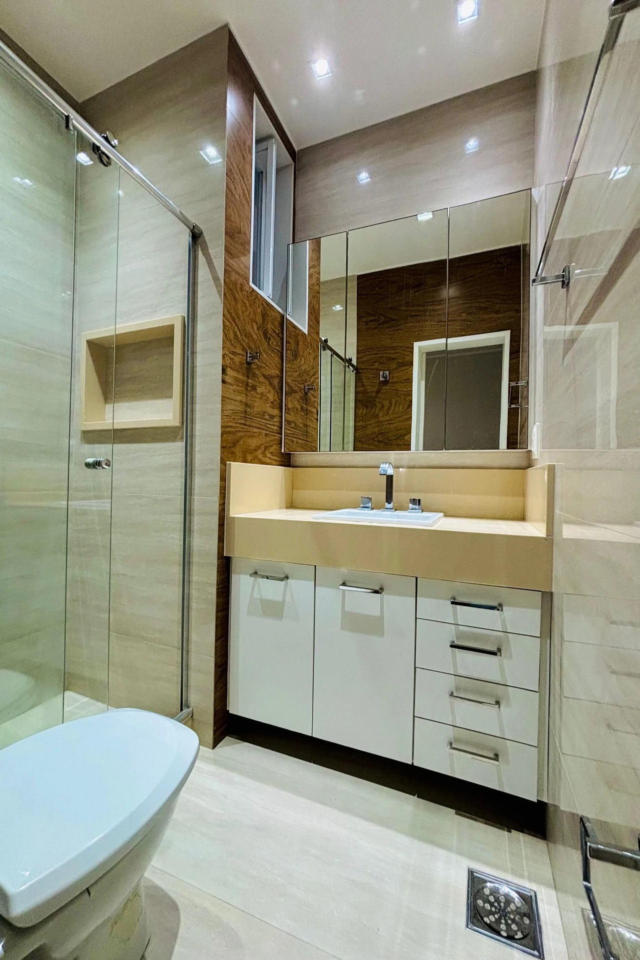 Apartamento com 3 quartos, varanda e cozinha integrada — photo 22