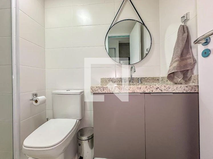 One-bedroom apartment in a building with a gym — photo 20