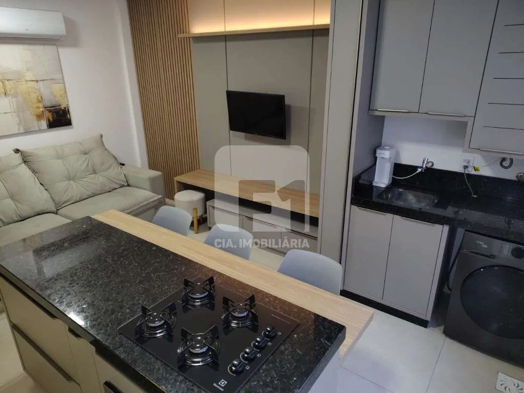 2-bedroom apartment with a private BBQ in Florianópolis