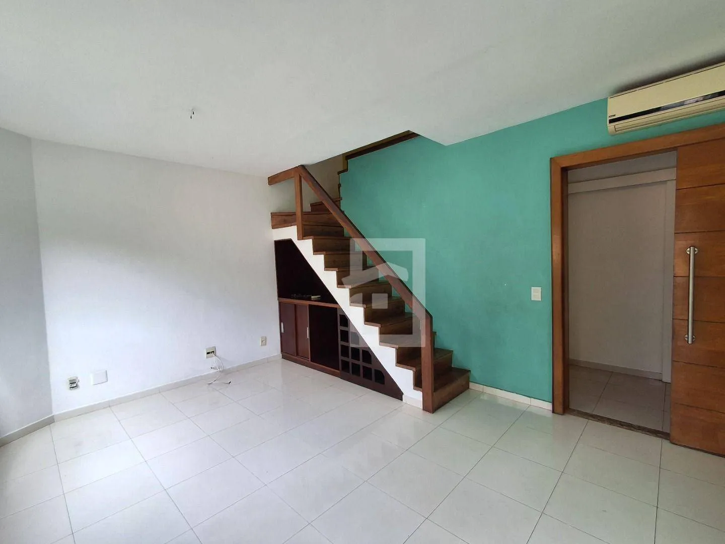 Casa com 3 quartos e 3 banheiros, 179 m² e 2 vagas — photo 2