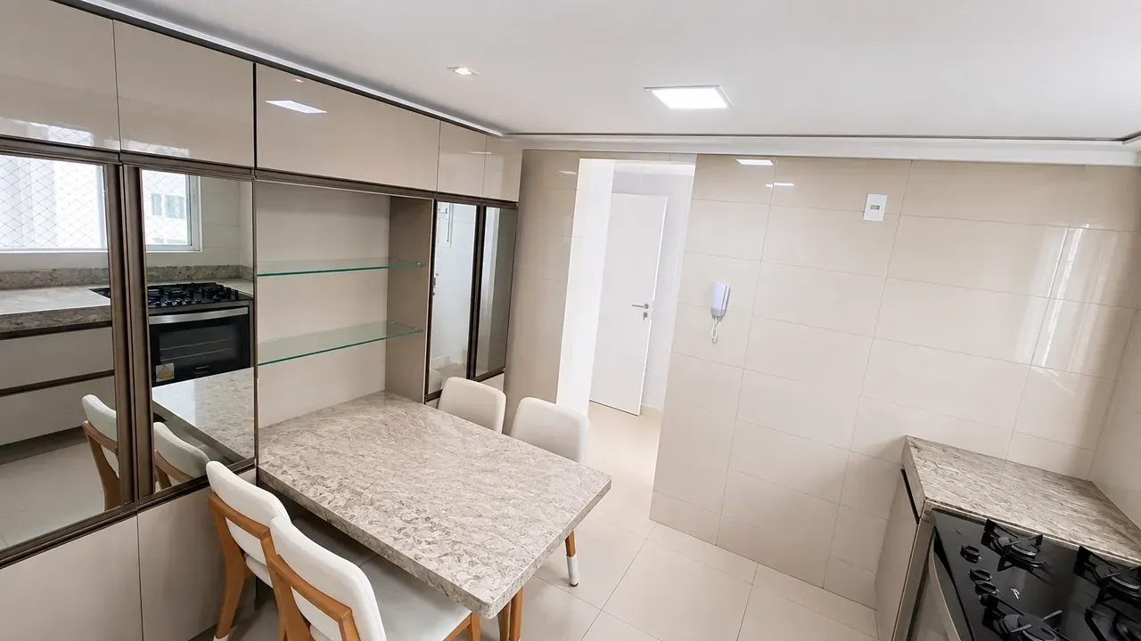 Furnished apartment with open kitchen and 4 en-suites — photo 2