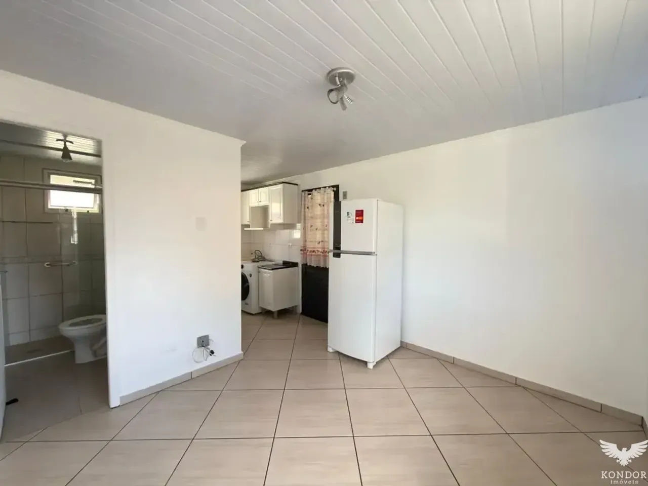 Apartamento de 2 dormitorios con cocina equipada y fogón a gas — photo 9