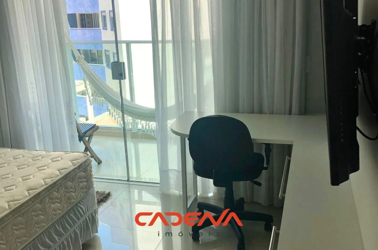 One-bedroom apartment in a building with a gym — photo 18