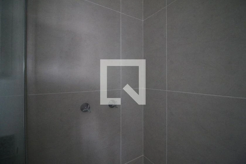 2-bedroom apartment in a building with a pool — photo 36