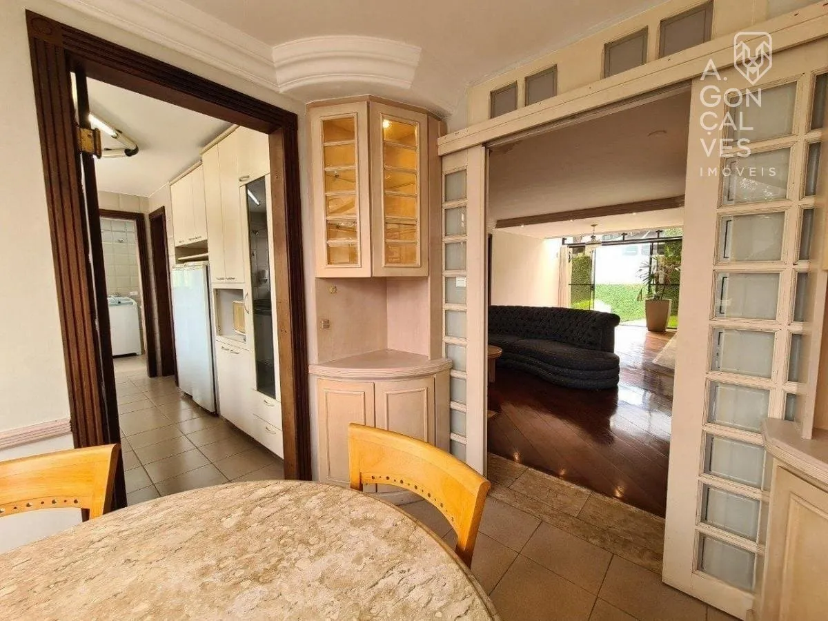 Furnished house with 3 bedrooms, 1000 m² and 4 parking spots — photo 13