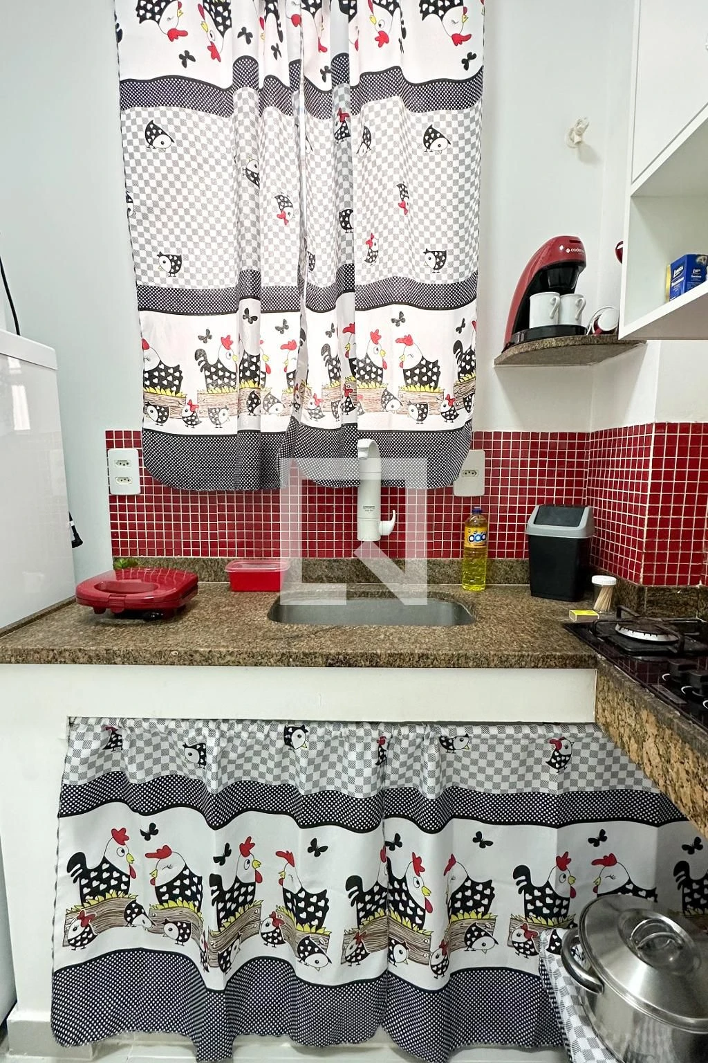 1 quarto e piso de madeira ou laminado: apartamento de 45 m² — photo 15