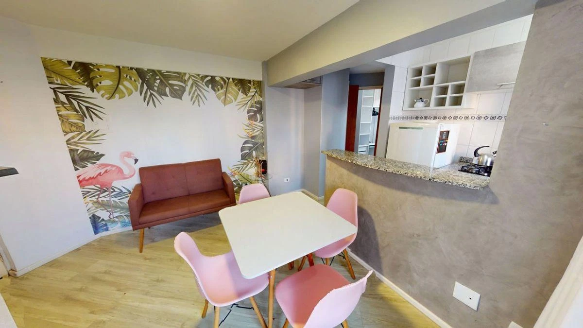 Home office in a 2-bedroom apartment, 35 m² — photo 4