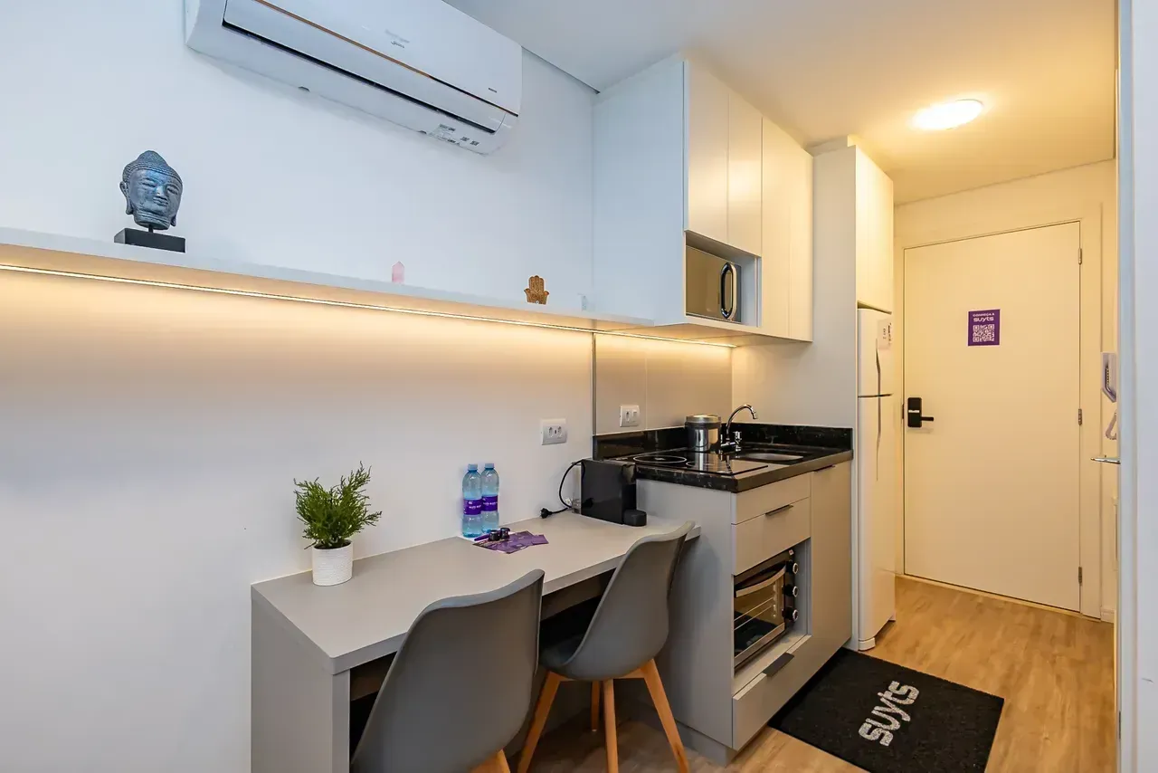 Furnished apartment with 1 bedroom and 1 bathroom — photo 8