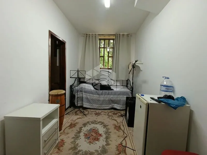 House, 600 m², with a bathtub — photo 37