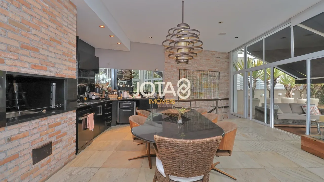 Furnished house with 5 bedrooms, 5 baths and 4 parking — photo 2