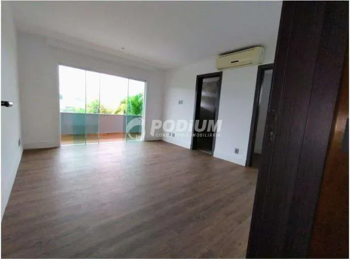 Casa mobiliada com 5 suítes e 13 banheiros — photo 33