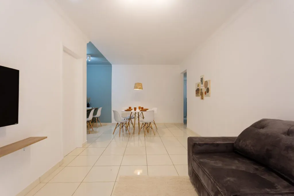 One-bedroom apartment with a home office in Florianópolis — photo 13
