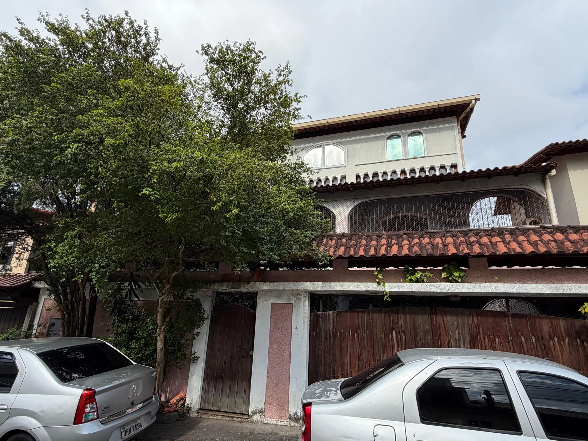 Furnished house with 6 bedrooms and 4 bathrooms — photo 83