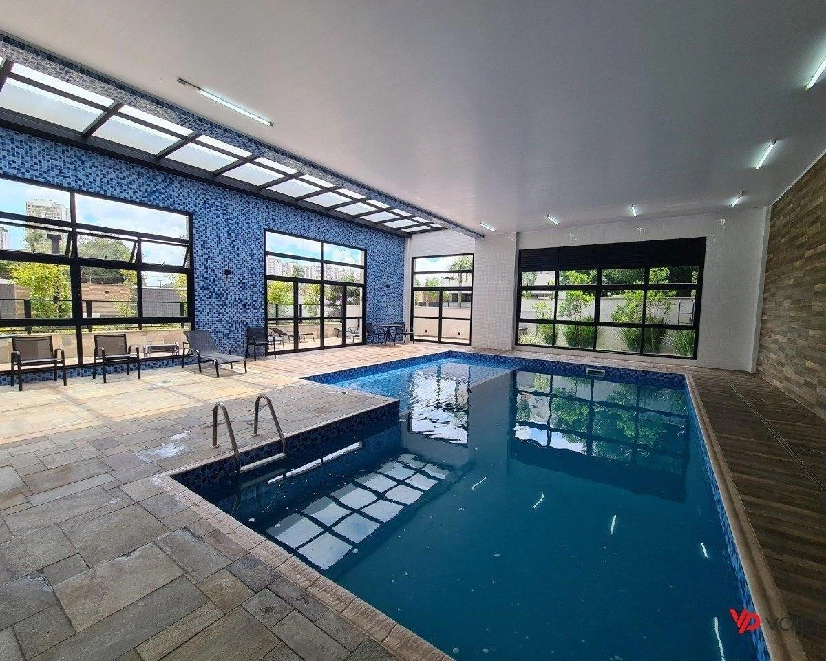 2-bedroom apartment in a building with a gym — photo 26