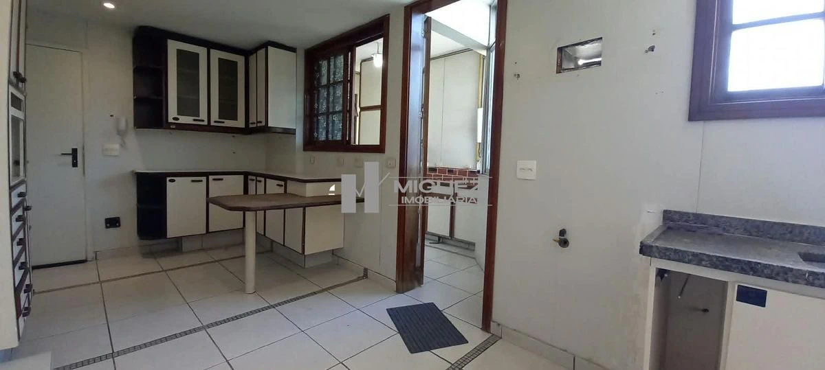 Apartamento de 190 m² com 3 quartos e vaga, cozinha fechada — photo 27