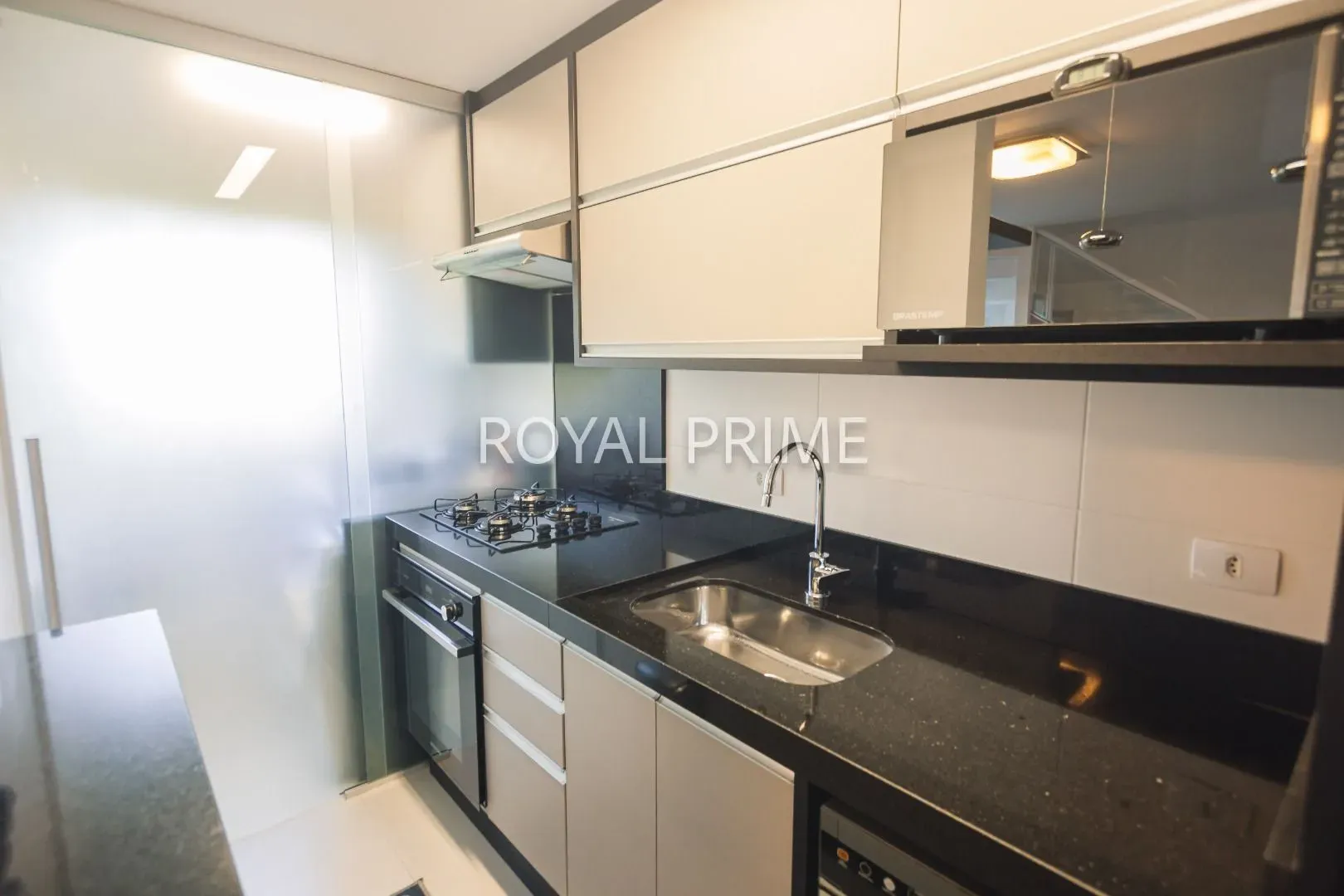 133 m² apartment with 2 en-suite bedrooms and private BBQ — photo 10