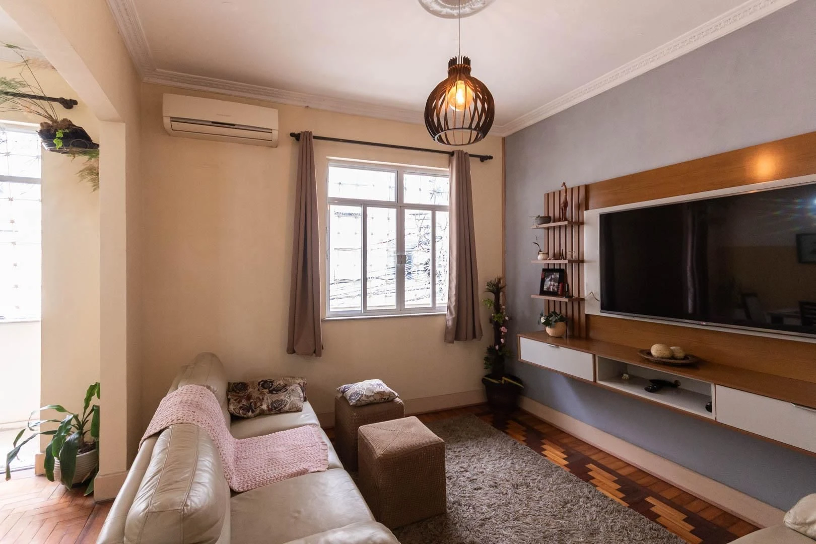 Furnished house with 3 bedrooms and private garden