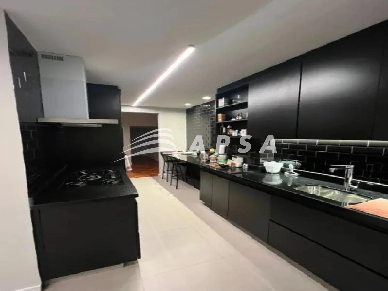 Apartamento mobiliado de 120 m² com 3 quartos e 3 banheiros — photo 6