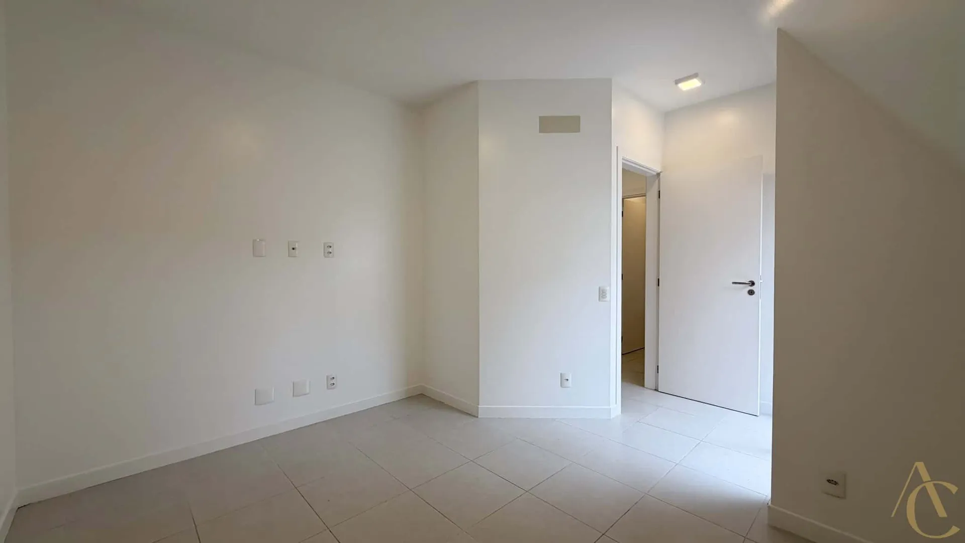Квартира с 3 спальнями и 115 м², есть суита — photo 25