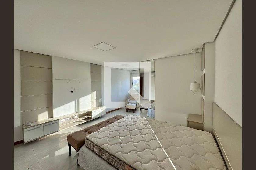 Rental penthouse with 3 en-suite bedrooms and 306 m² — photo 14
