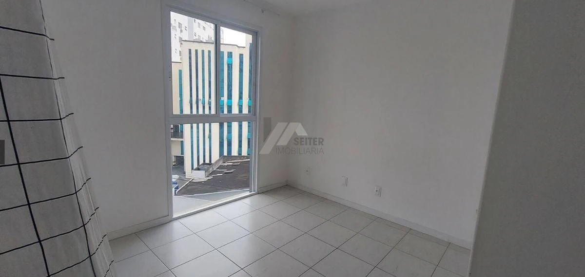 3-bedroom apartment with a home office