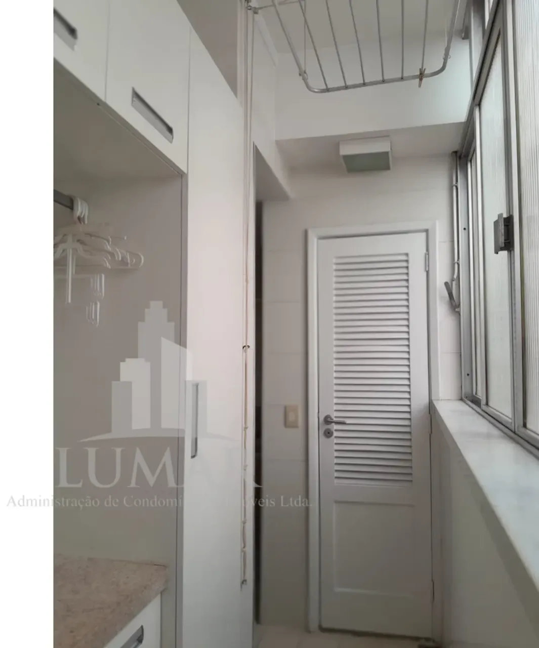 Apartamento sem mobília reformado com 2 quartos e vaga — photo 11