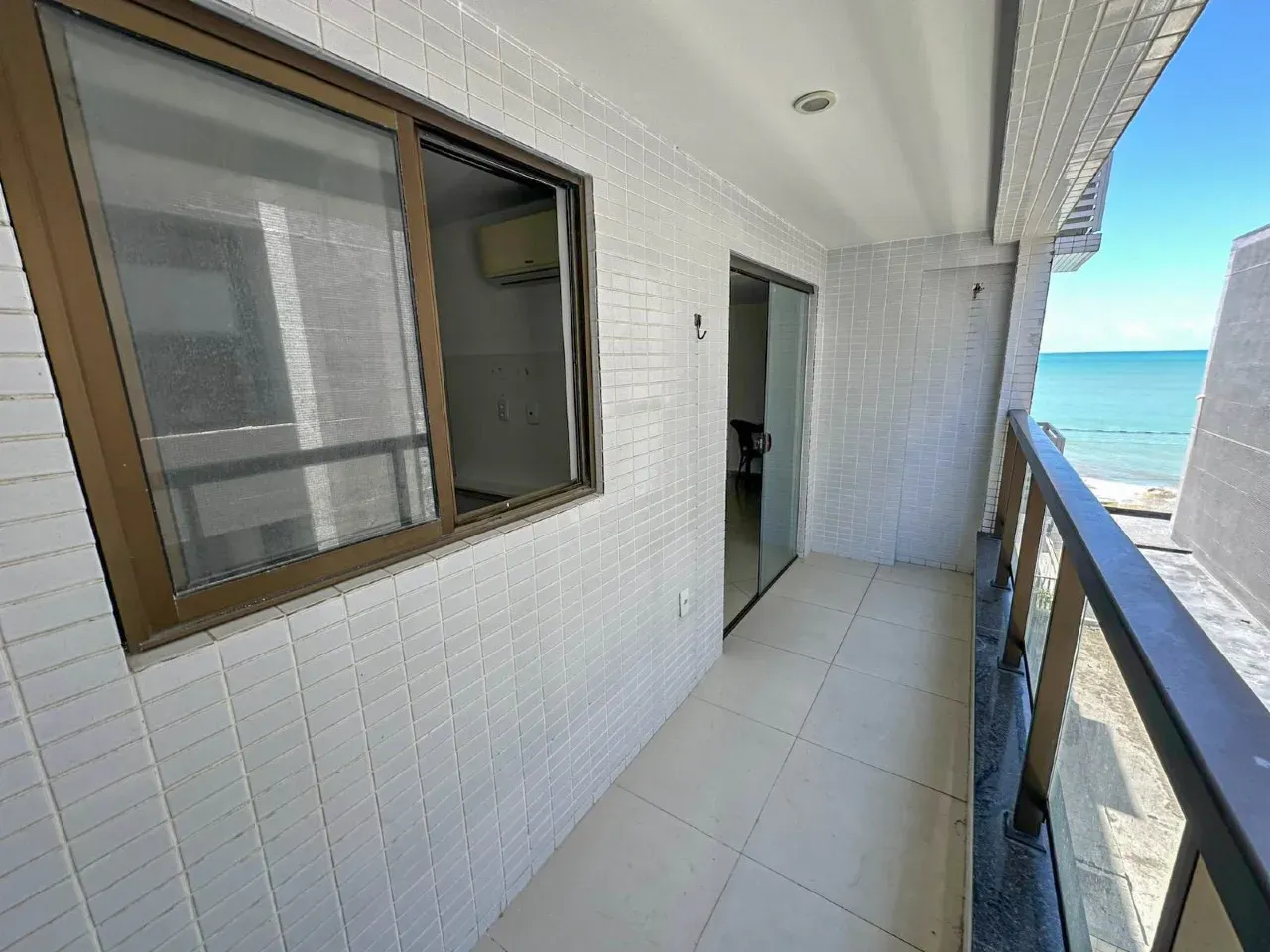 Furnished 1-bedroom apartment with private garden — photo 8
