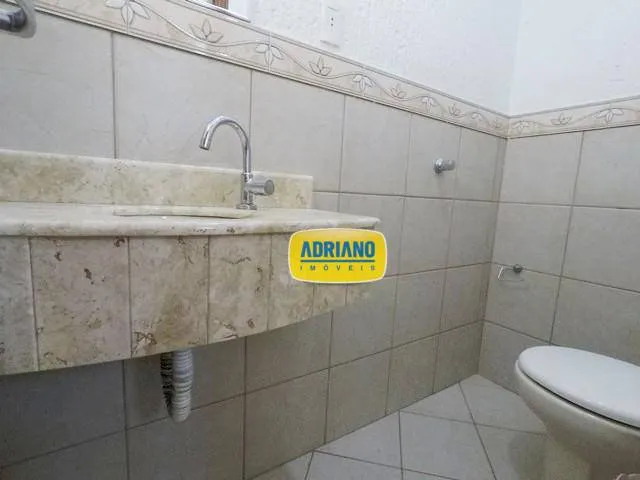 Bathtub in a 3-bedroom house, 150 m² — photo 9