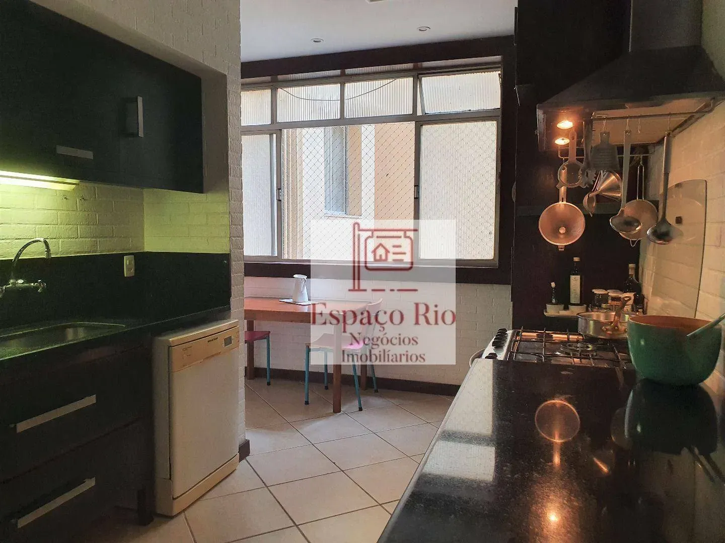 4-bedroom apartment with a home office in Rio de Janeiro — photo 11