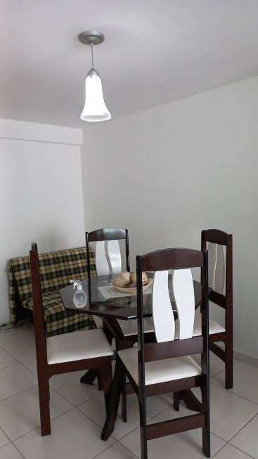 71 m² apartment with 2 bedrooms and a building pool — photo 4