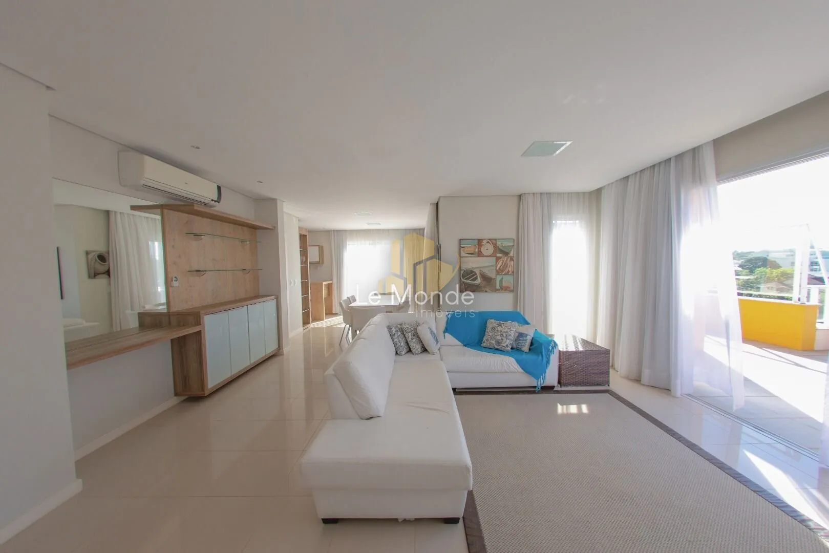 Apartamento amueblado con 4 dormitorios y 382 m² — photo 9