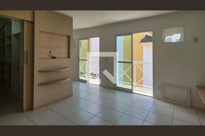 Casa en alquiler con 4 dormitorios y balcón — photo 20