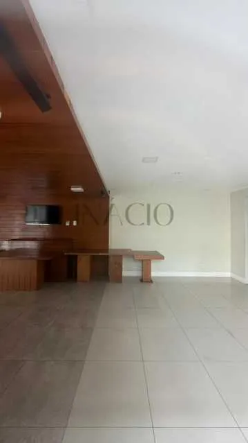 Furnished 4-bedroom apartment with enclosed balcony — photo 26