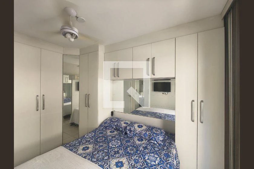2-bedroom apartment with a home office — photo 22