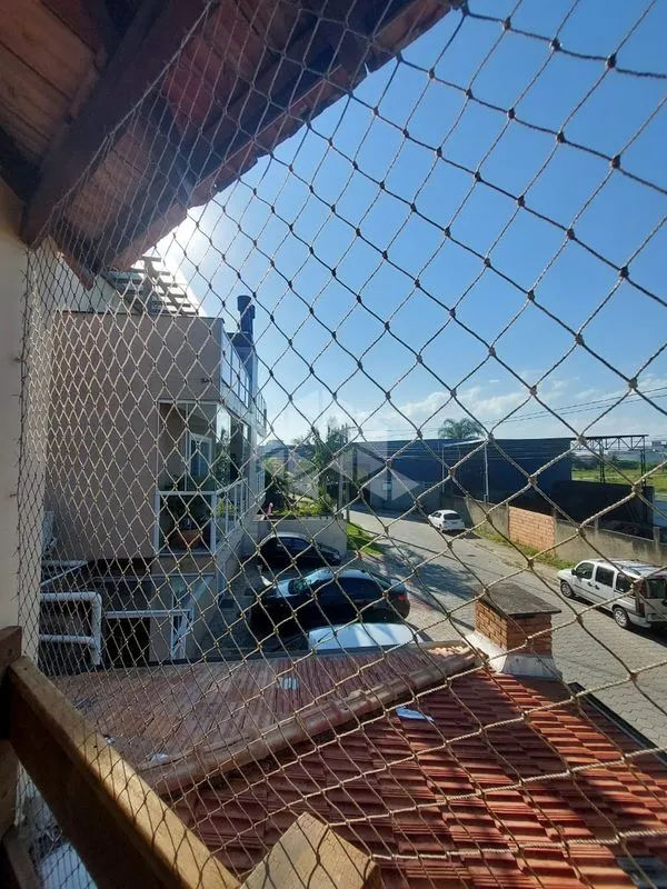 210 m² rental house with 4 bedrooms and a grilled balcony — photo 14