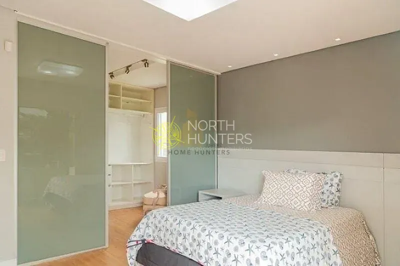 Furnished house with 7 bedrooms and open-plan gas kitchen — photo 31