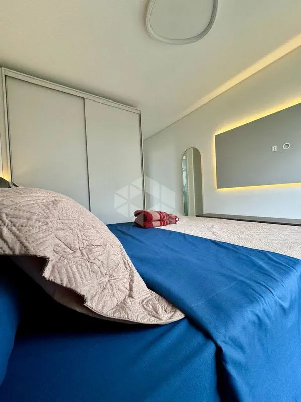 Furnished 82 m² apartment with 2 bedrooms and suite — photo 8