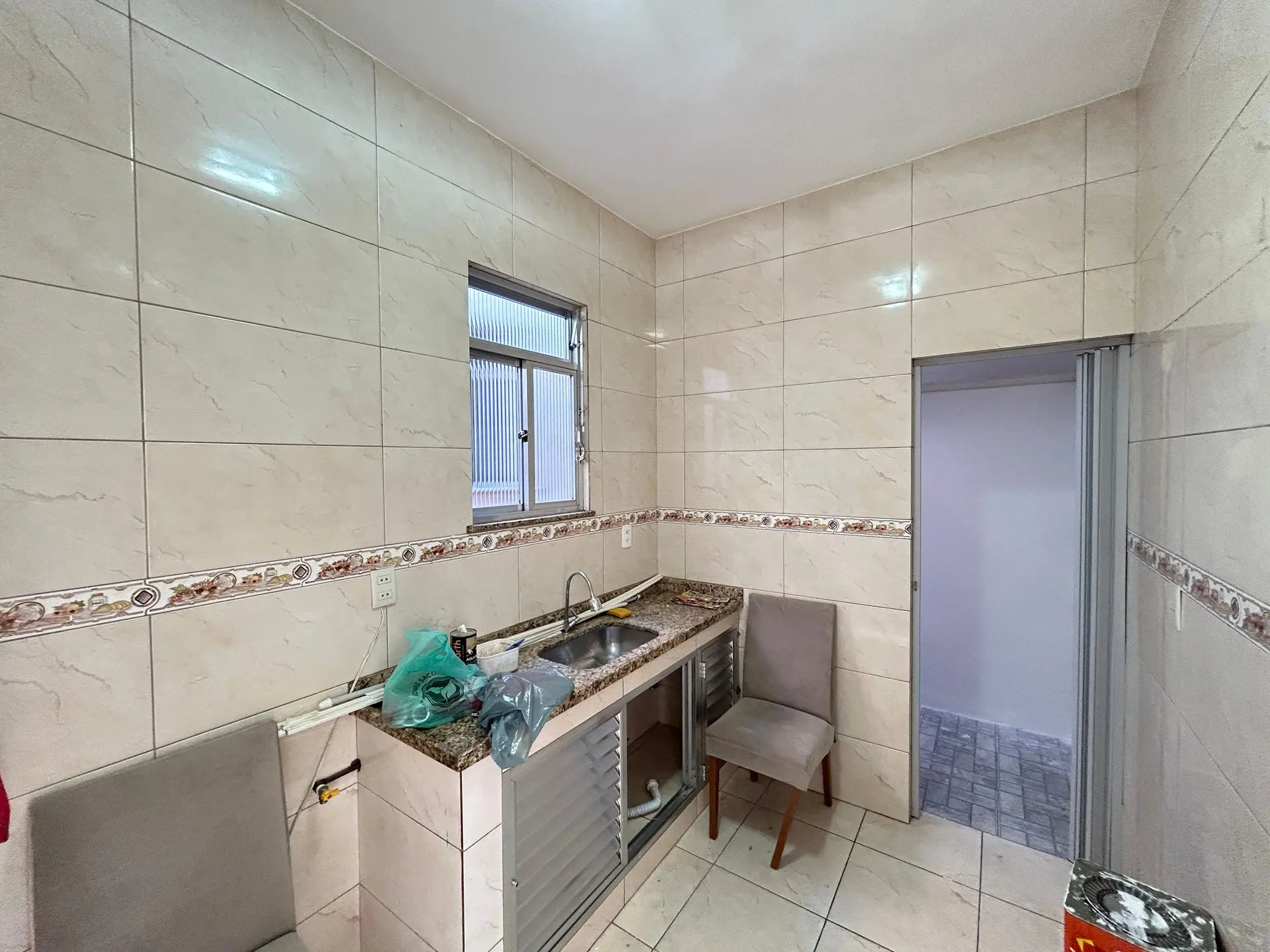 Apartment, 86 m², with wood or laminate floors — photo 2