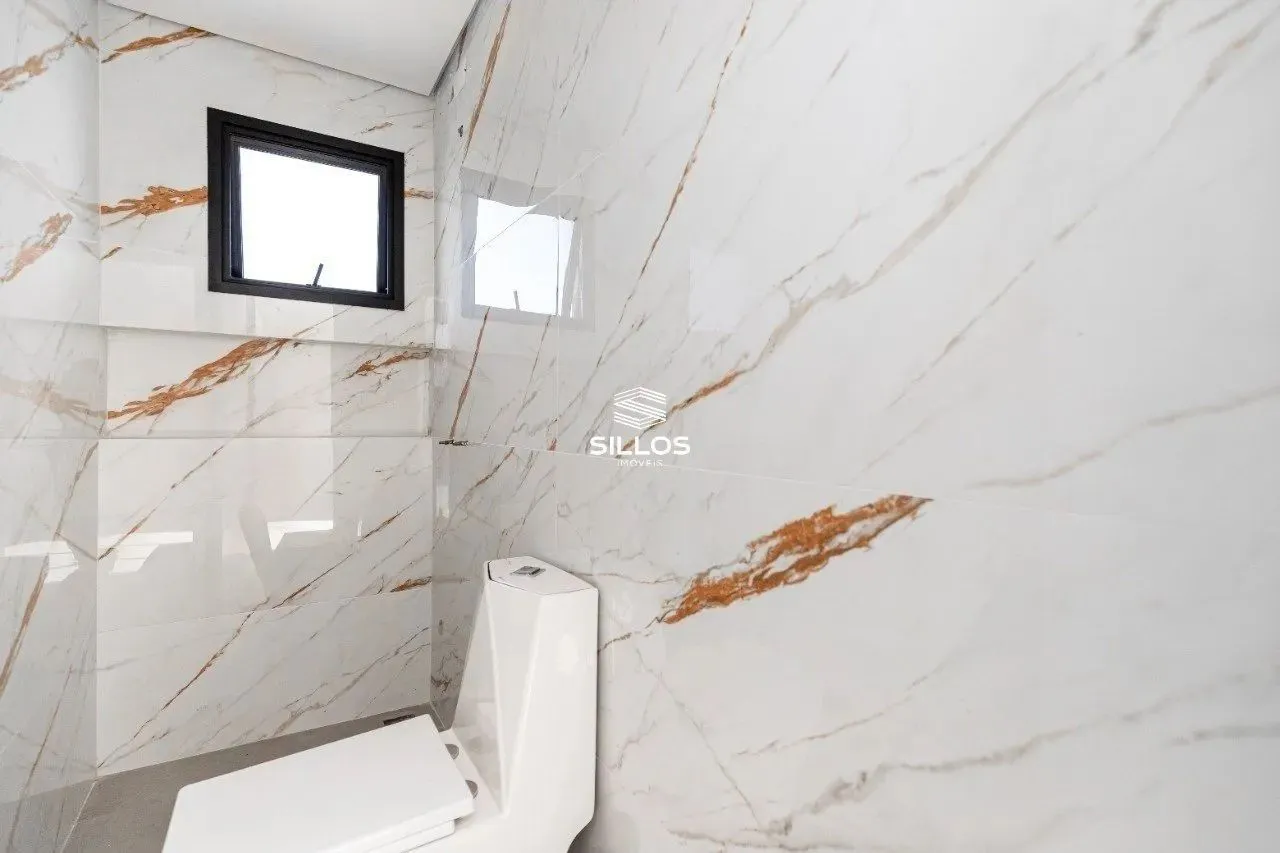House with 3 en-suite bedrooms and 4 bathrooms — photo 12