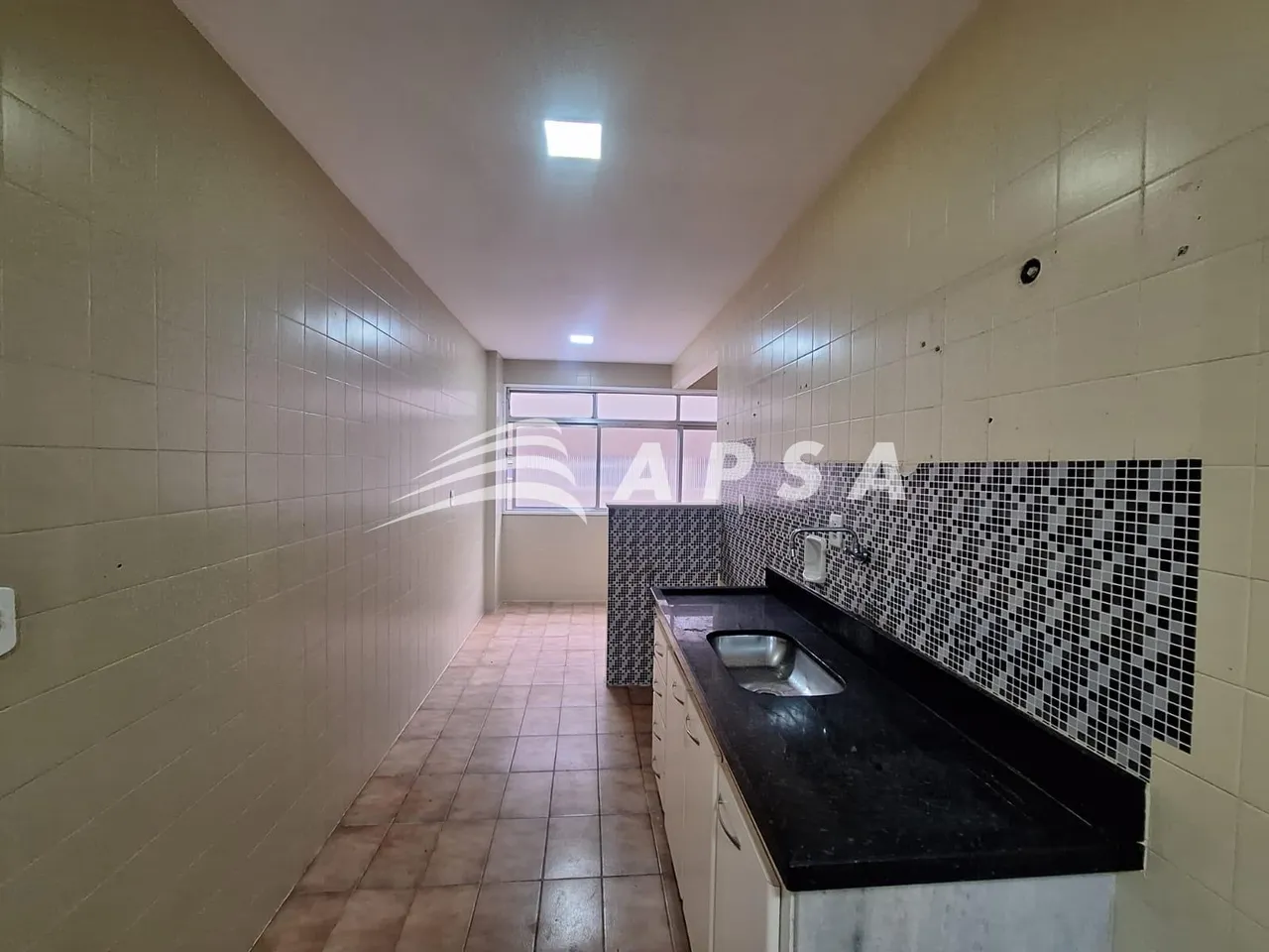 Apartment with 2 bedrooms and shared BBQ area — photo 19