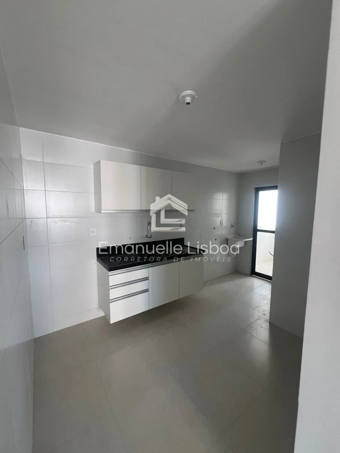 Apartamento, 72 m², com janelas do piso ao teto — photo 10