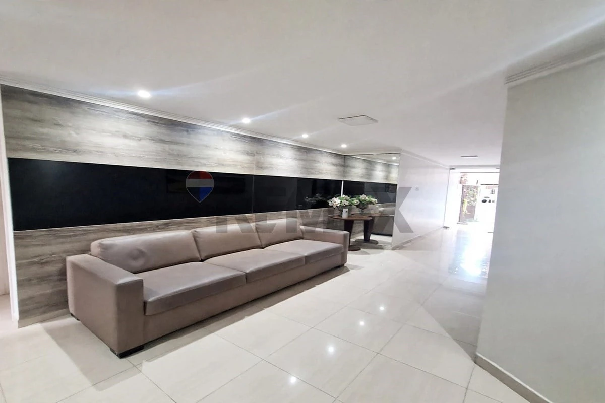 Washing machine in a 3-bedroom apartment, 110 m² — photo 13