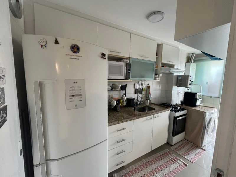 Furnished 2-bedroom apartment with private barbecue — photo 2