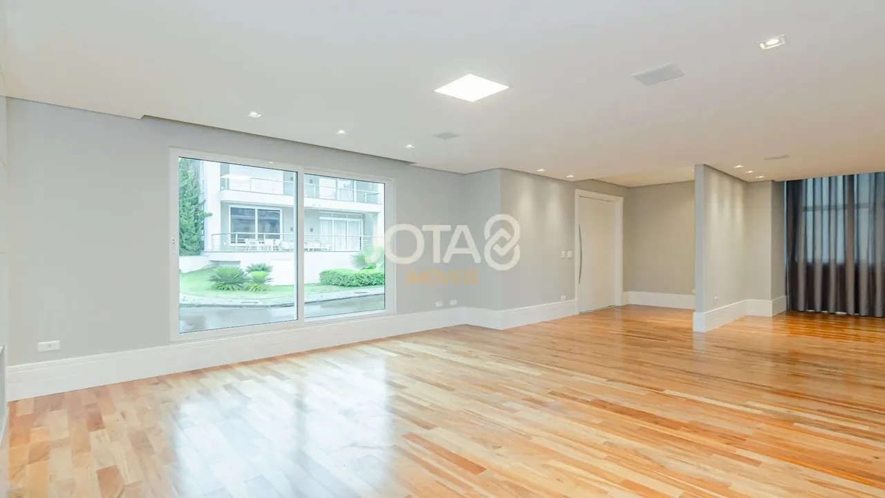 Condominium house with 4 en-suite bedrooms, 492 m² — photo 4