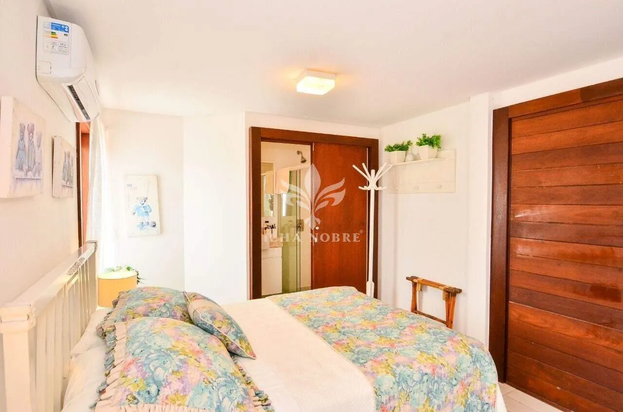 Casa mobiliada com 7 quartos e piscina ao ar livre — photo 27