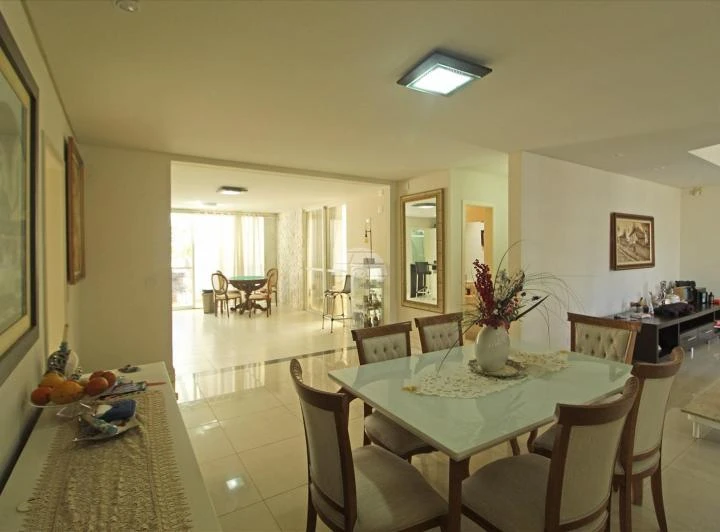 4-bedroom house with 3 en-suites and a balcony — photo 8