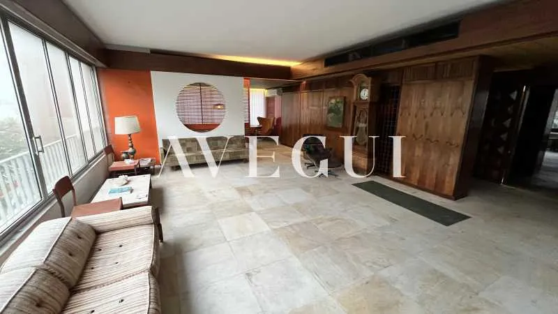 300 m² apartment with 4 bedrooms and floor-to-ceiling windows — photo 15